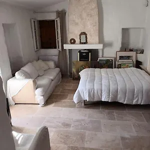 La Maison Bleue Montfort (Alpes-de-Haute-Provence)
